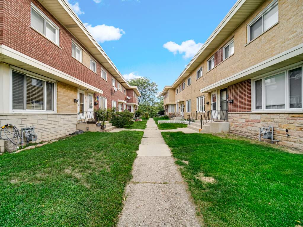 9457 Kenton Avenue #F