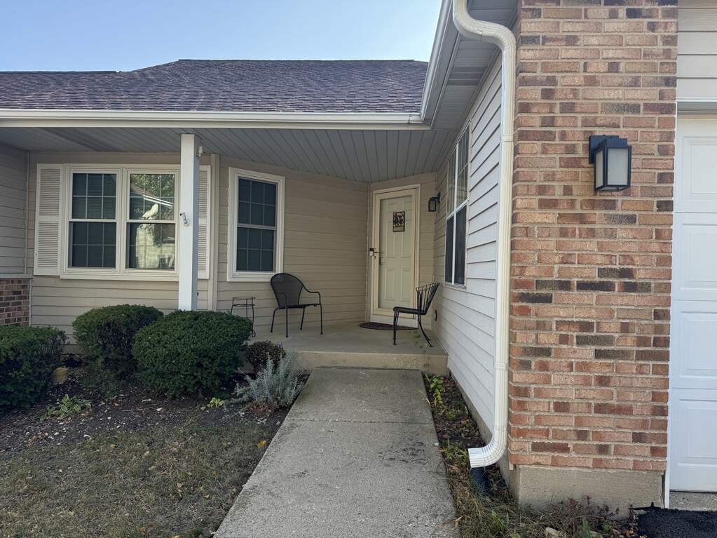 21239 Silktree Circle