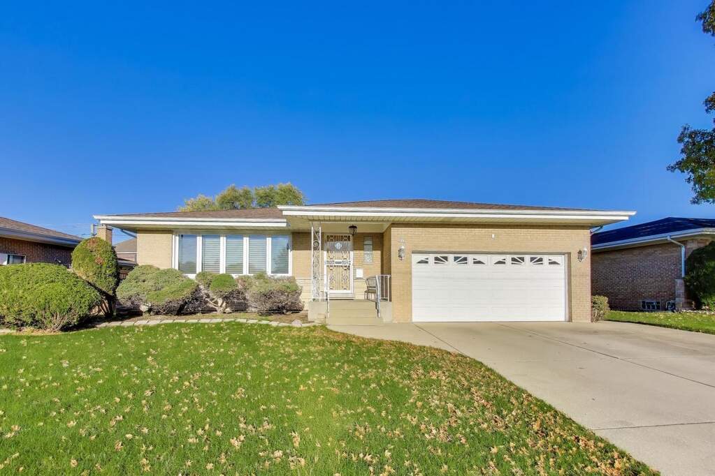 4519 N Reserve Avenue