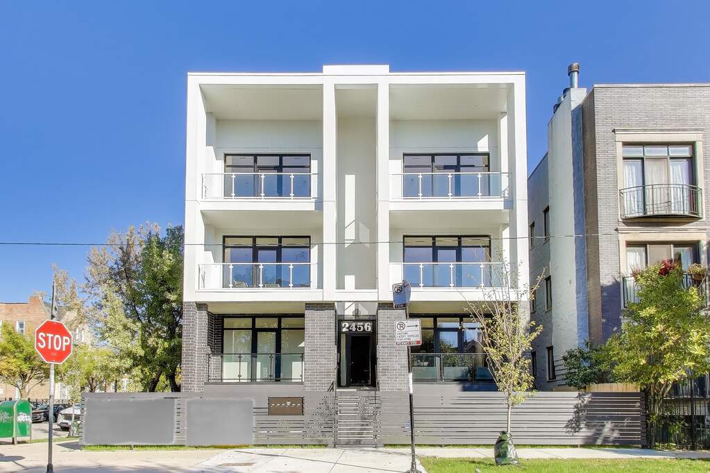 2456 W Cortez Street #2E