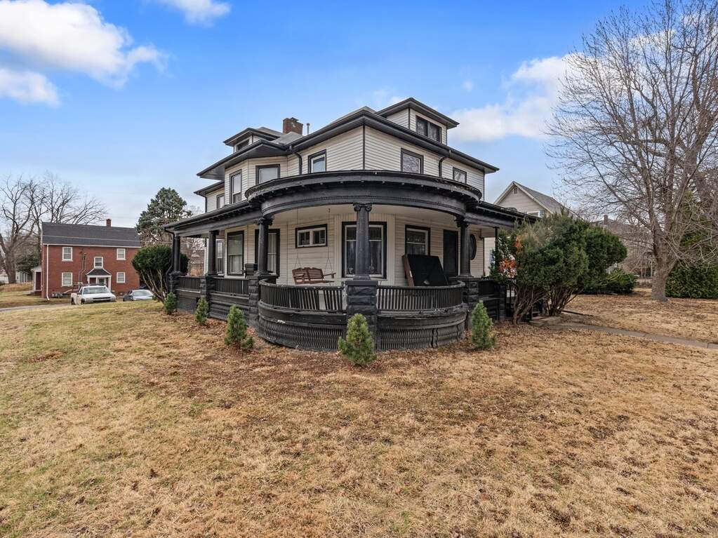 1546 12th Avenue, Moline, IL 61265, Moline