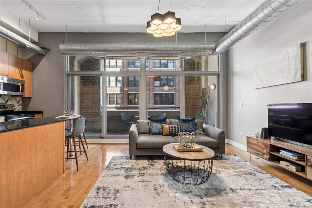 565 W Quincy Street #609, Chicago, IL 60661 - View 3