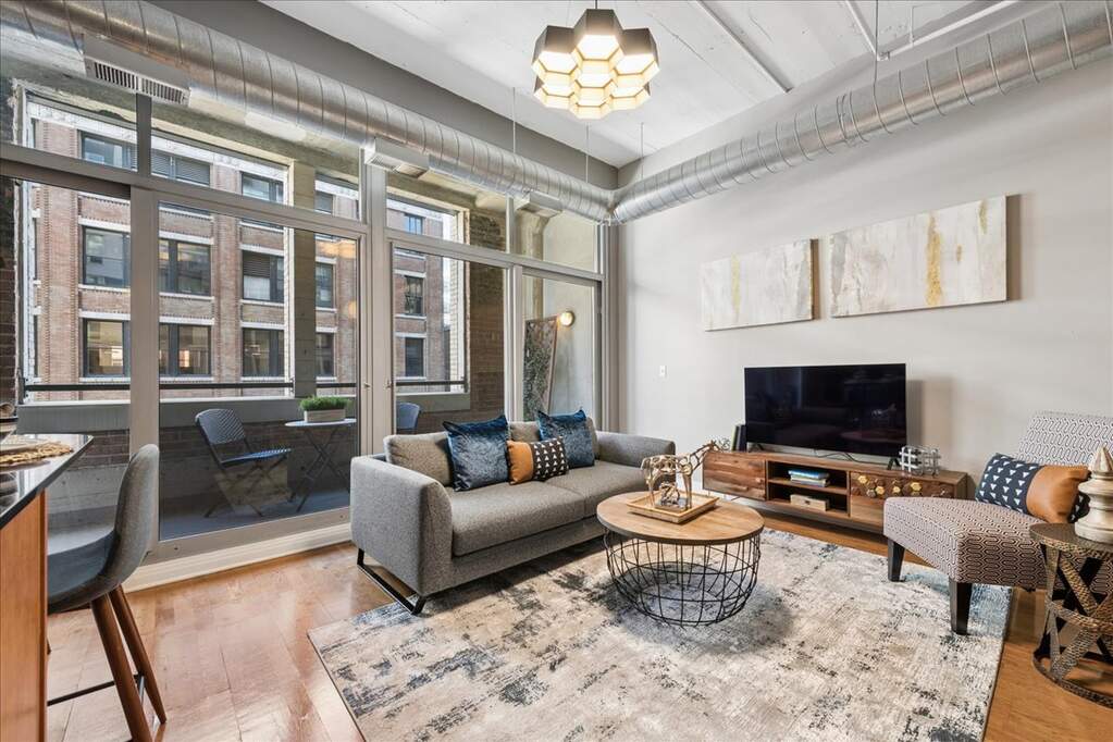 565 W Quincy Street #609, Chicago, IL 60661 - View 5