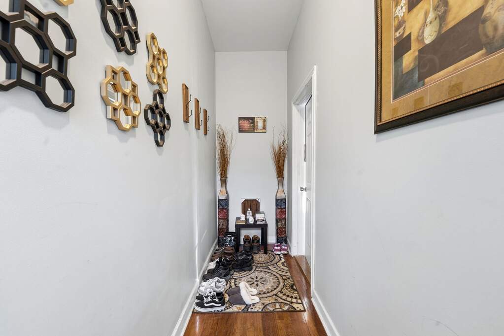 1637 S Saint Louis Avenue #1, Chicago, IL 60623 - View 3