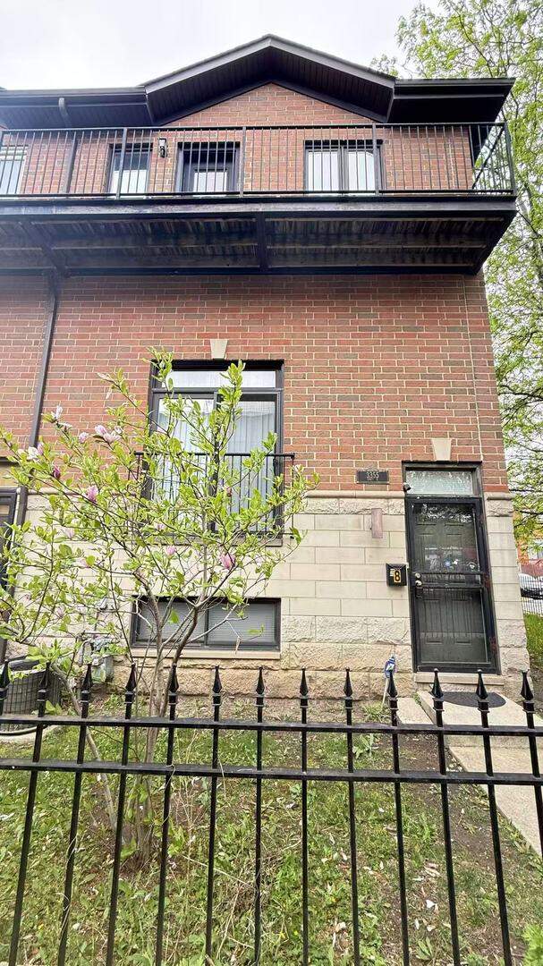 3355 S Archer Avenue #8, Chicago, IL 60608, Chicago