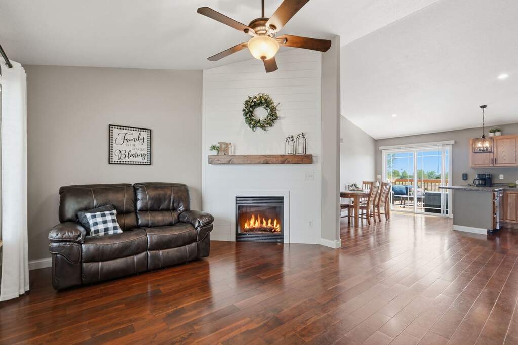 6226 Palmetto Circle, Cedar Rapids, IA 52404 - View 4