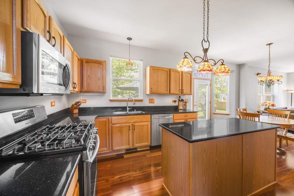 325 Forest Trail, South Elgin, IL 60177 - Prikaz 5