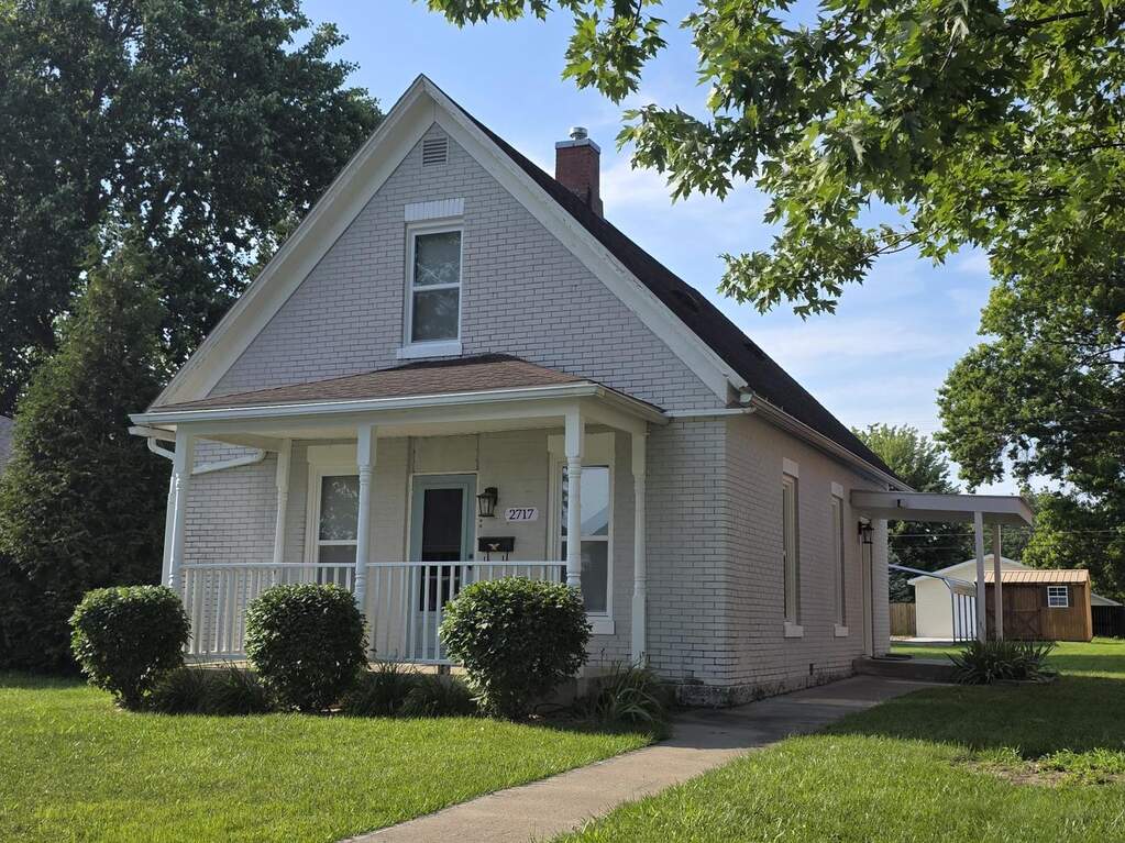 2717 Elm Street, Quincy, IL 62301 | MLS# 12696558 | @properties