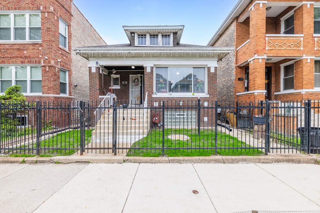 7248 S Kedzie Avenue, Chicago, IL 60629 | MLS# 11365984