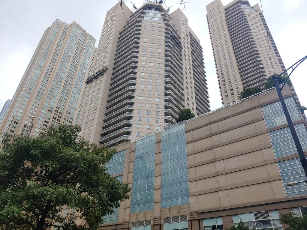 545 N Dearborn Street #W3105