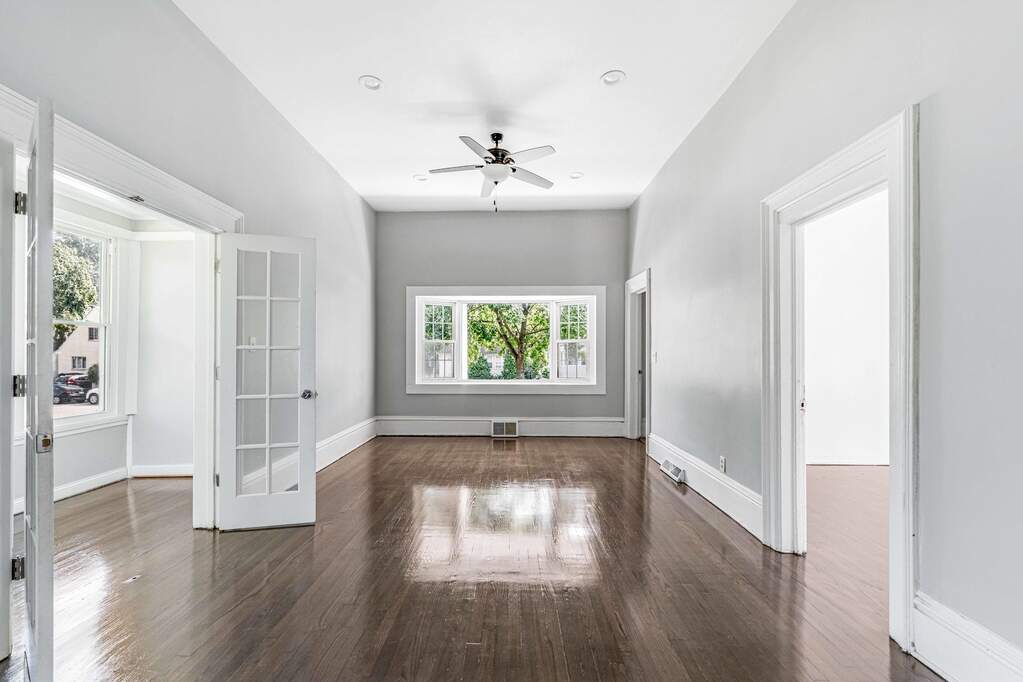 2520 Walnut Street, Blue Island, IL 60406 | MLS# 12774504 | @properties ...
