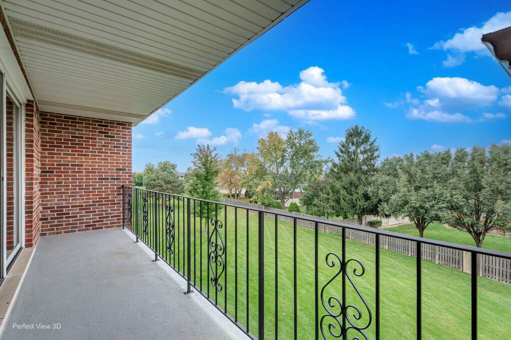 15702 Lake Hills Court #2S, Orland Park, IL 60462 | MLS# 12791454 ...