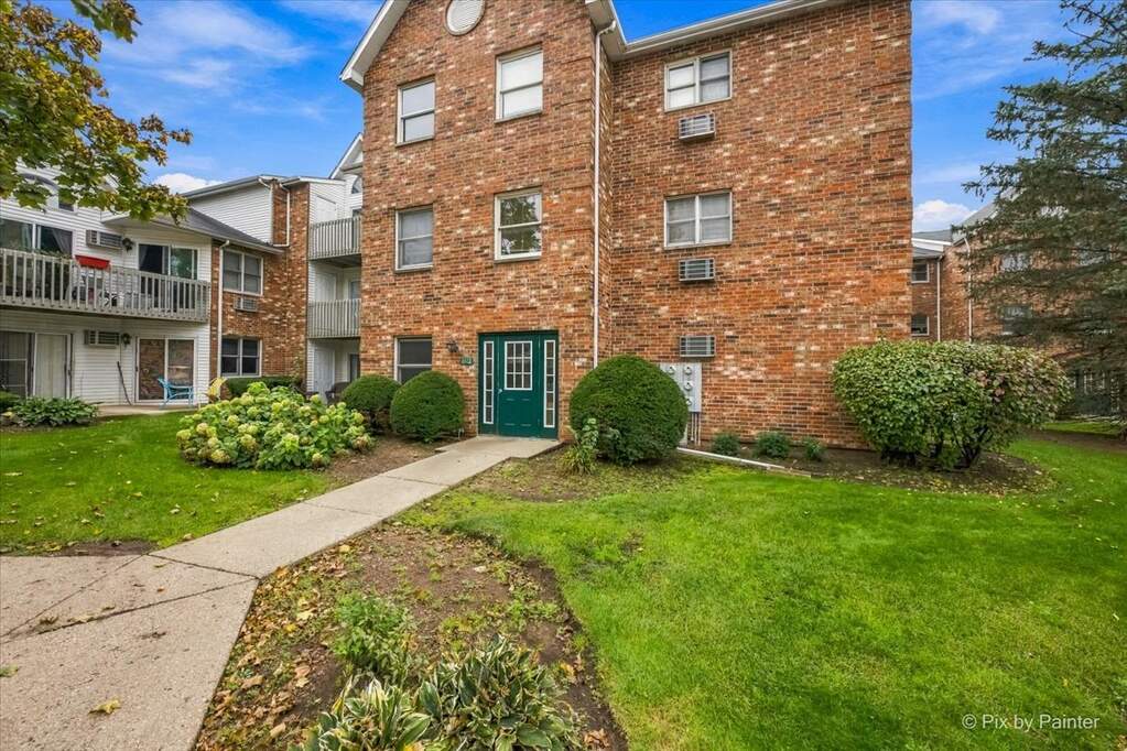 4312 4312 W Shamrock Lane #3C, Mchenry, IL 60050 | MLS# 12791634 ...