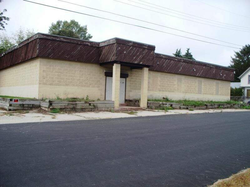 1891 Railroad St, Hubertus, WI 53033 MLS 1308538 properties SE
