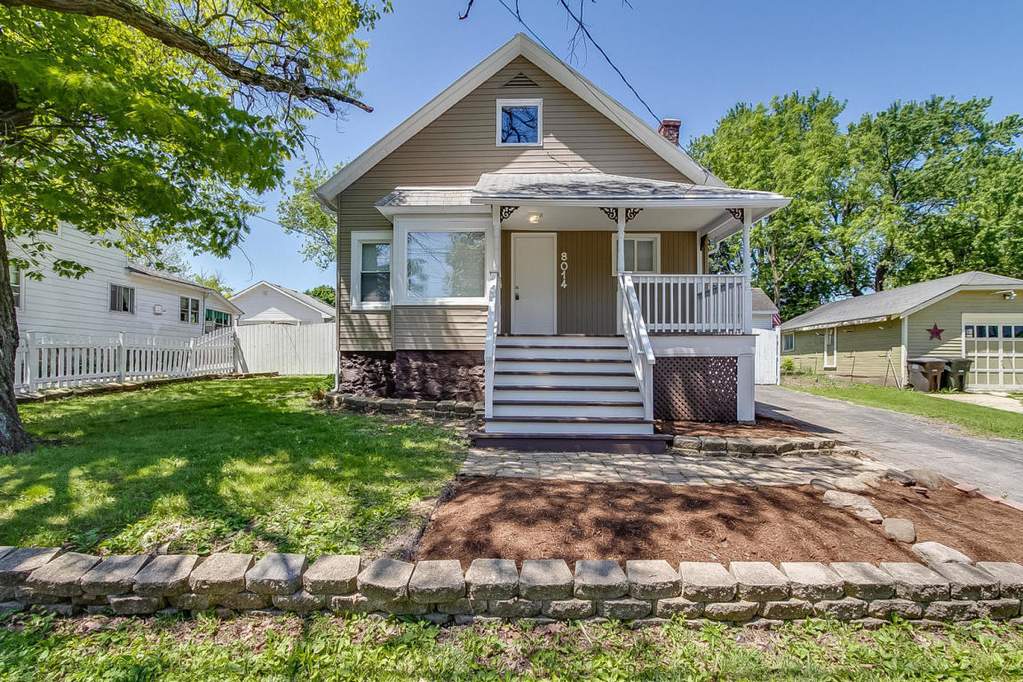 8014 198th Ave, Bristol, WI 53104 MLS 1641898 properties SE Wisconsin