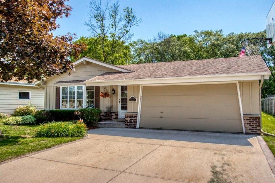 216 N Milwaukee St, Fredonia, WI 53021 MLS 1696844 properties SE