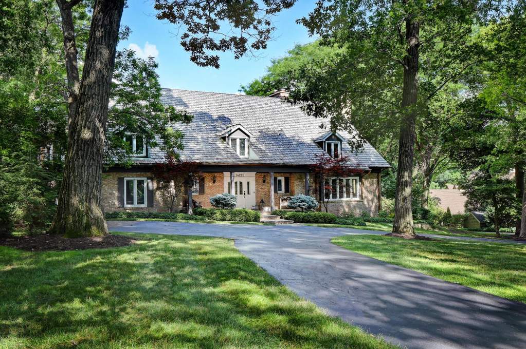 14220 Hillside Rd, Elm Grove, WI 53122 MLS 1698477 properties SE Wisconsin