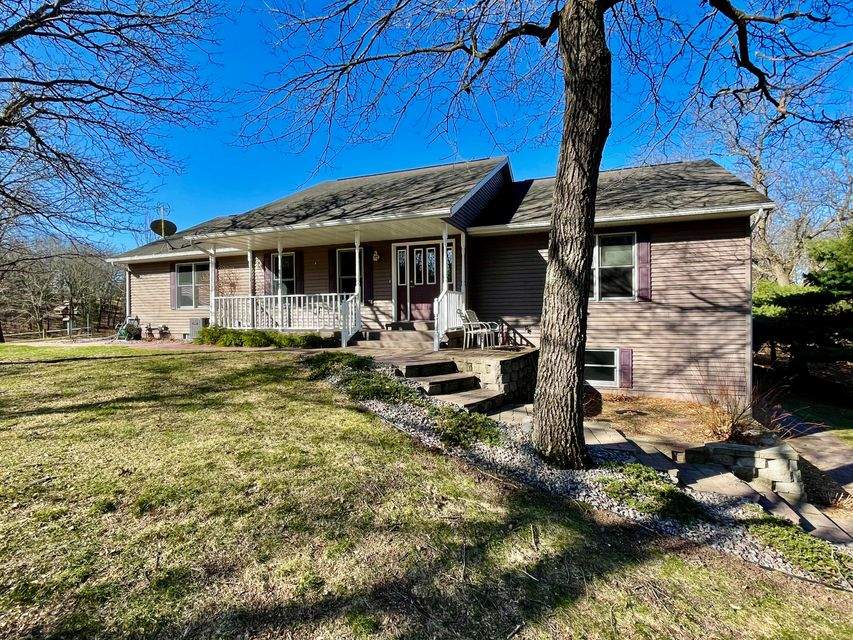 N8966 Us Hwy 53, Holmen, WI 54636 MLS 1733862 properties La Crosse