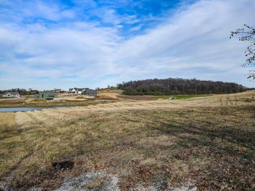 N60W28178 Ainsworth Rd LT8, Sussex, WI 53089 MLS 1741005