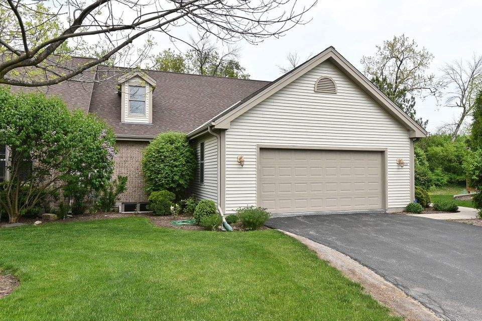 6707 N Green Bay Ave, Glendale, WI 53209 MLS 1742084 properties SE Wisconsin