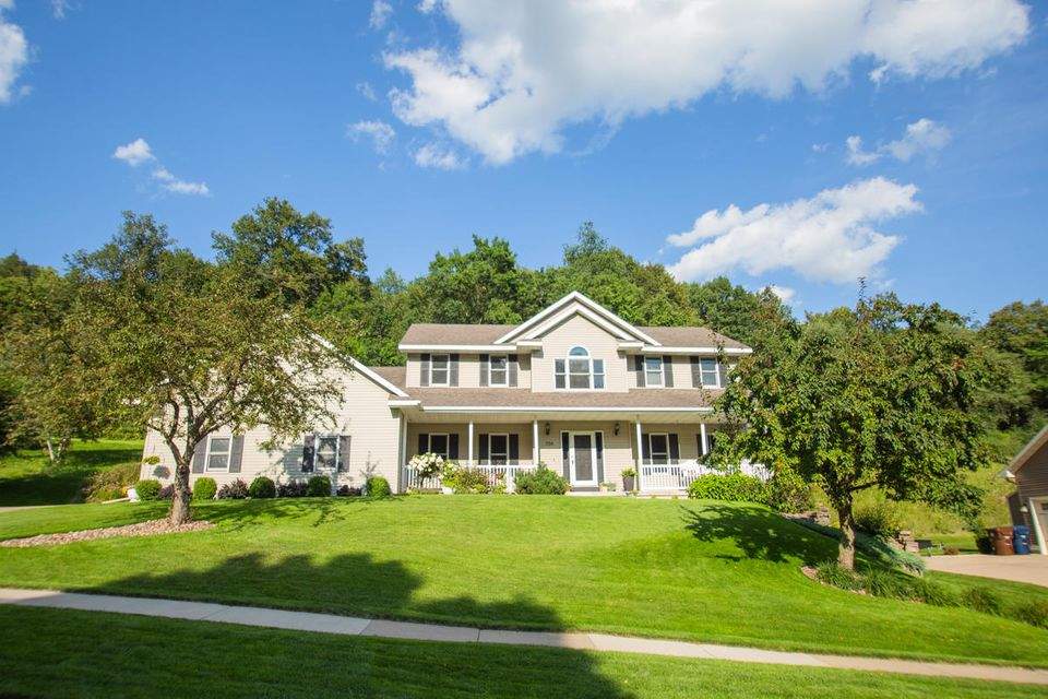 1134 Aspen Valley Dr, Onalaska, WI 54650 MLS 1753179 properties