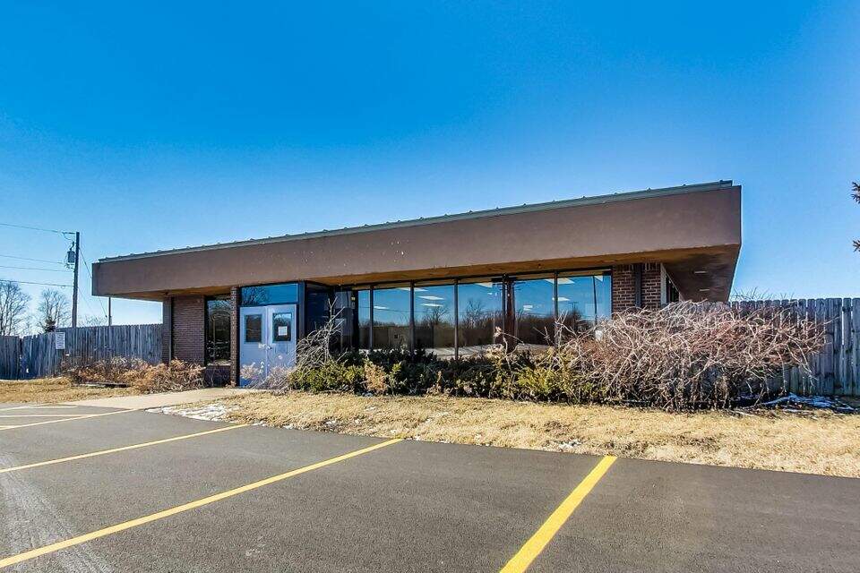 9730 Antioch Rd, Salem, WI 53168 MLS 1782730 properties