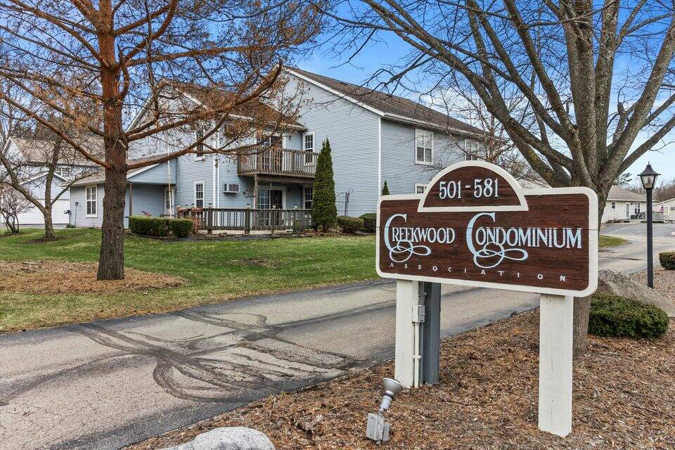 573 Slinger Rd B3, Slinger, WI 53086 MLS 1787704 properties SE