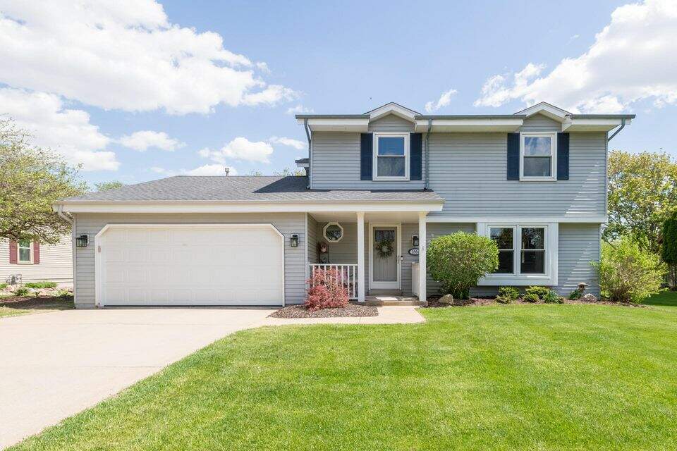 3960 Elaines Way, Slinger, WI 53086 MLS 1792869 properties SE