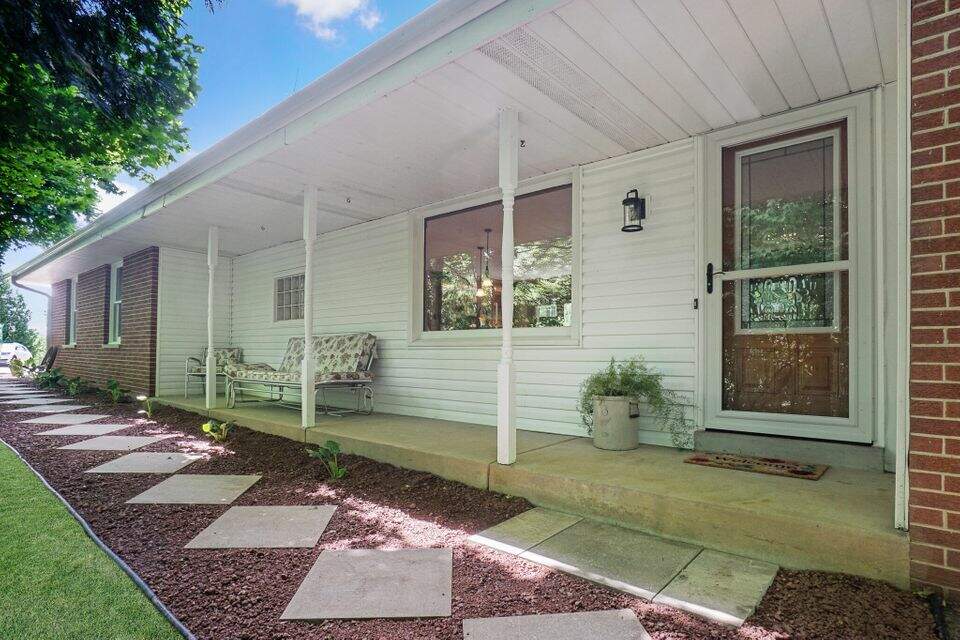 4388 Arthur Rd Slinger, Wisconsin 53086 MLS 1798147 properties