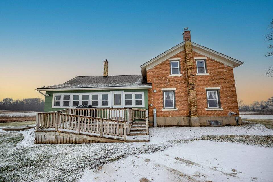 N9000 Kamrath Rd, Mayville, WI 53050 MLS 1819950 properties SE