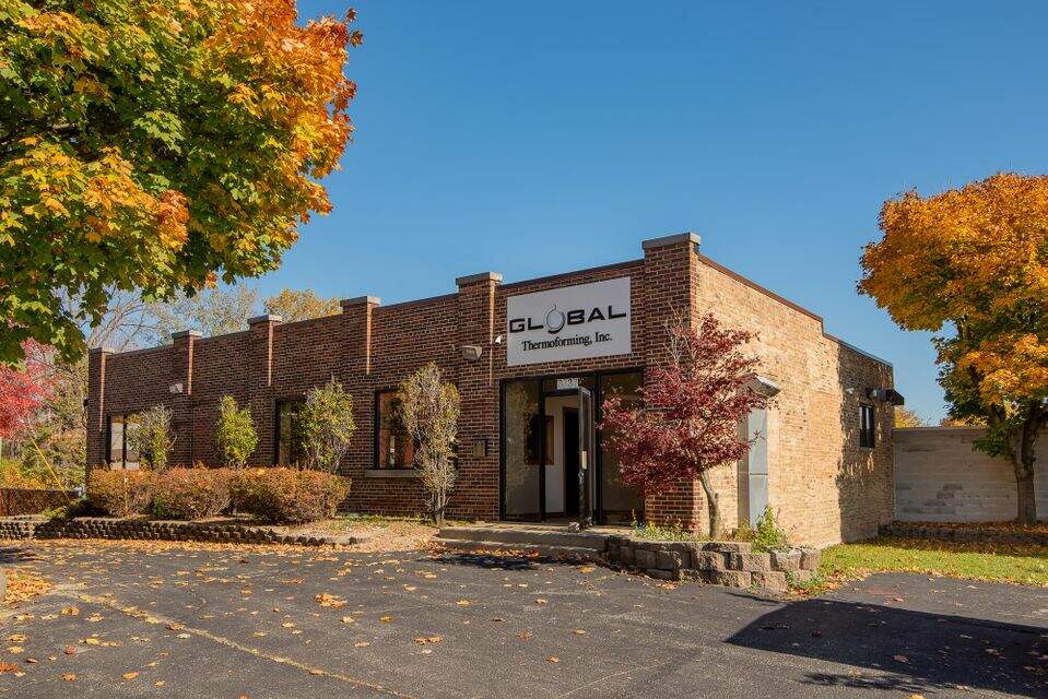 3737 Douglas Ave, Racine, WI 53402 MLS 1820700 properties SE