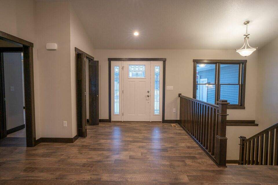 2012 Prairie Pl, Holmen, WI 54636 MLS 1820966 properties La Crosse