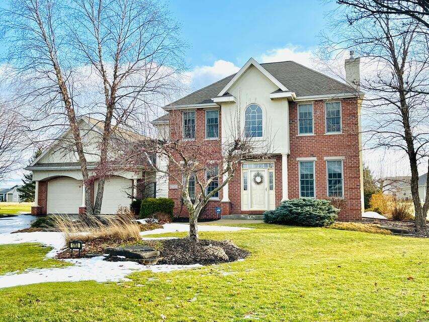 1753 Springhaven Ct, Oconomowoc, WI 53066 MLS 1821228 properties