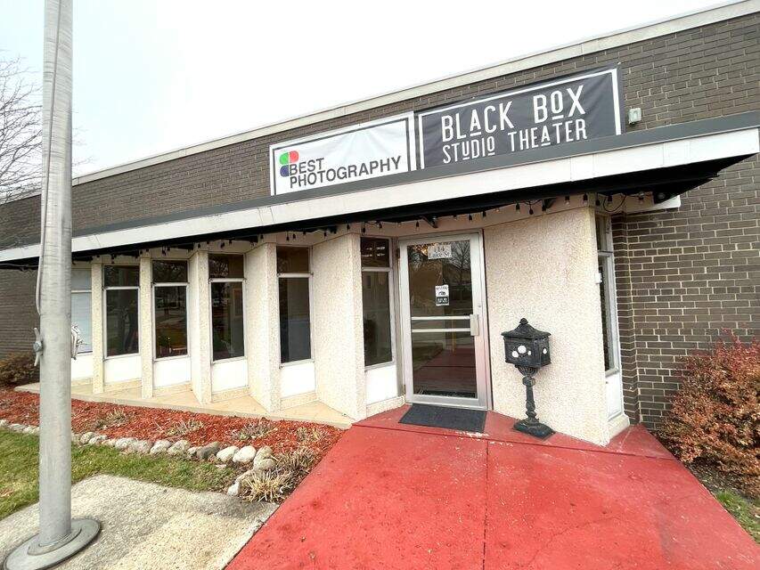 114 Lake St, Mukwonago, WI 53149 MLS 1821296 properties SE Wisconsin