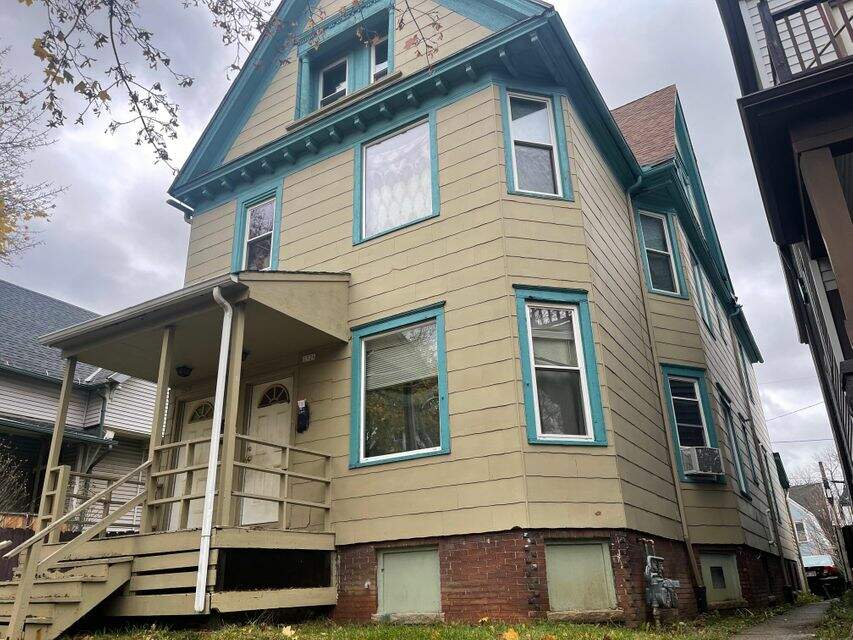 1526 N 34th St 1528, Milwaukee, WI 53208 MLS 1821802 properties