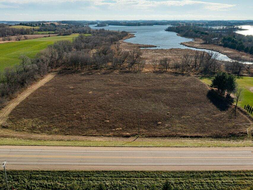 Lt0 County Road S, Horicon, WI 53032 MLS 1821922 properties SE