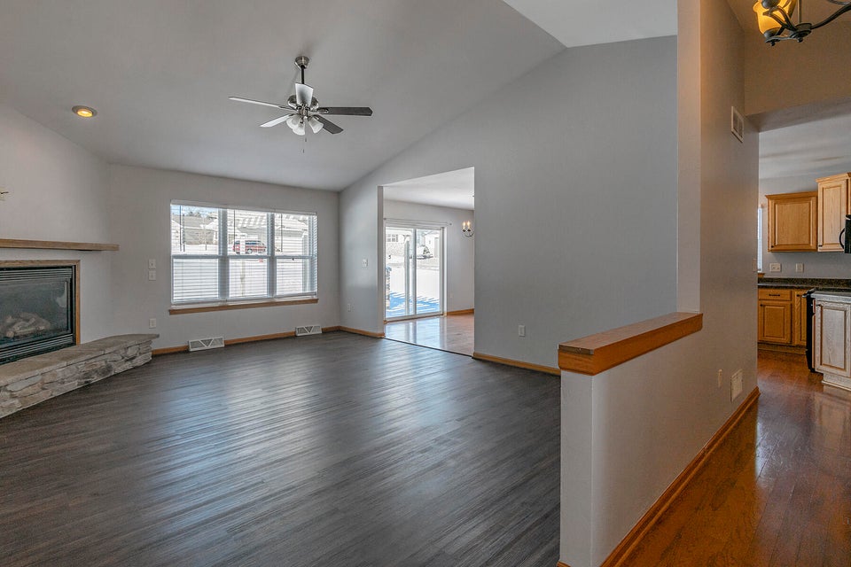 895 Chief Kewaskum Pl, Kewaskum, WI 53040 MLS 1824163 properties