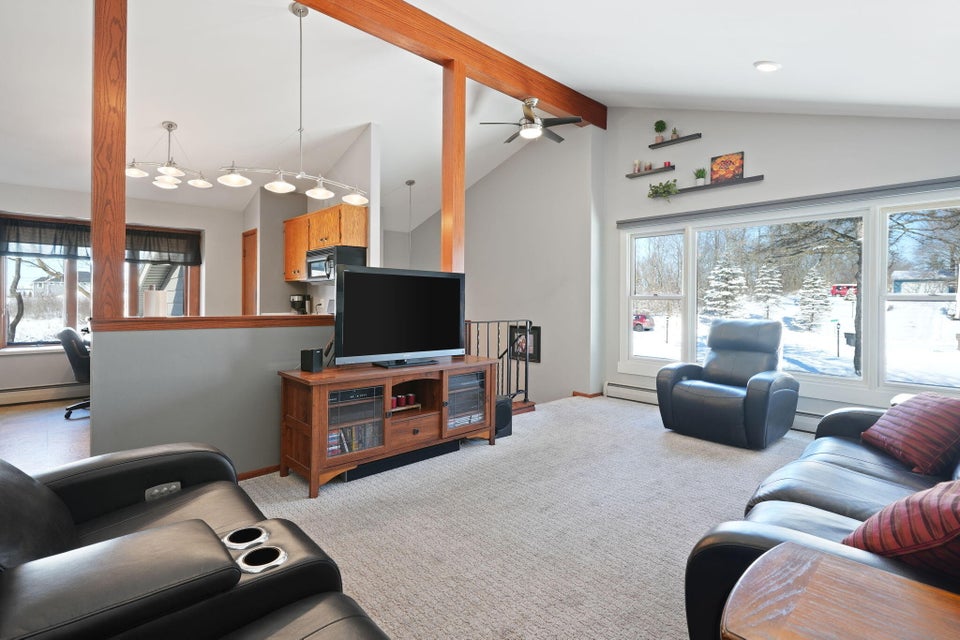 S73W22245 John Dr, Muskego, WI 53150 MLS 1825114 properties SE