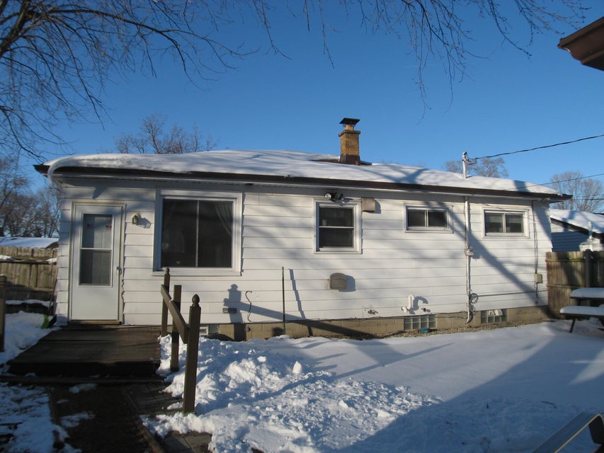 4725 W Wilbur Ave, Milwaukee, WI 53220 MLS 1825123 properties SE