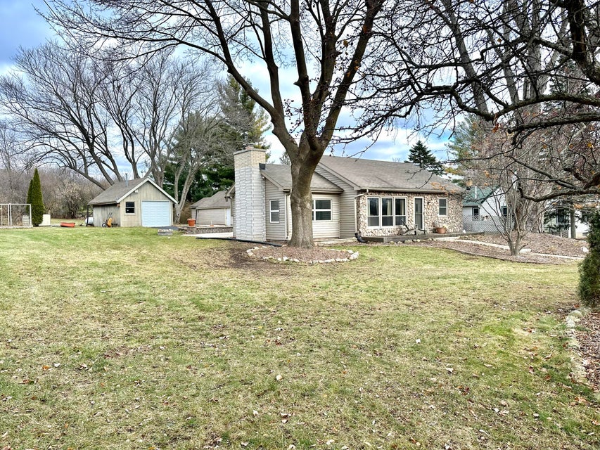 3416 Summit Ave, Waukesha, WI 53188 MLS 1825124 properties SE