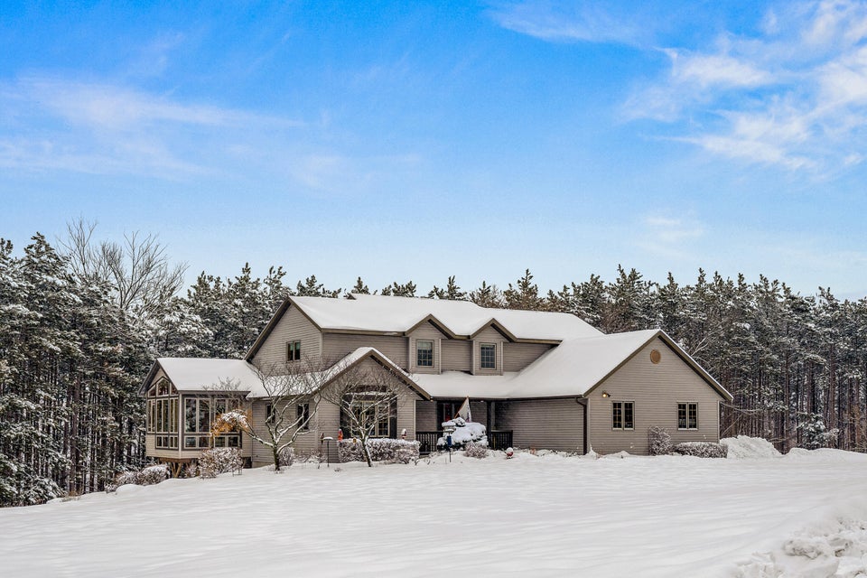 N5310 Innsbruck Rd N, West Salem, WI 54669 MLS 1825934 properties