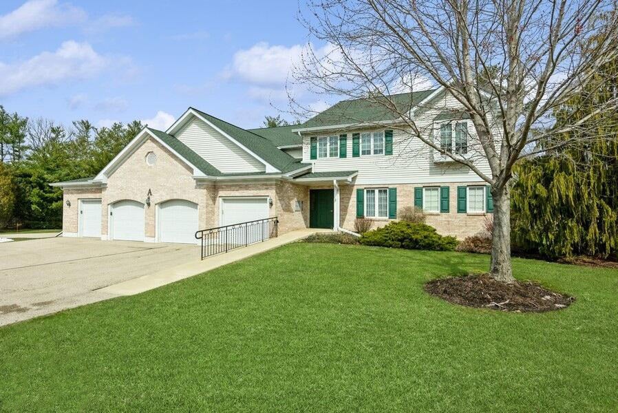 91 Potawatomi Rd A3, Williams Bay, WI 53191 MLS 1829822