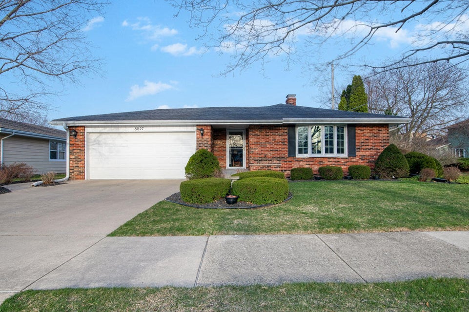 8827 47th Ave, Kenosha, WI 53142 MLS 1830641 properties SE Wisconsin