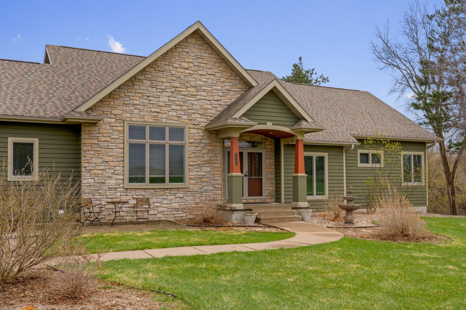 N5284 Innsbruck Rd N, West Salem, WI 54669 MLS 1832226 properties