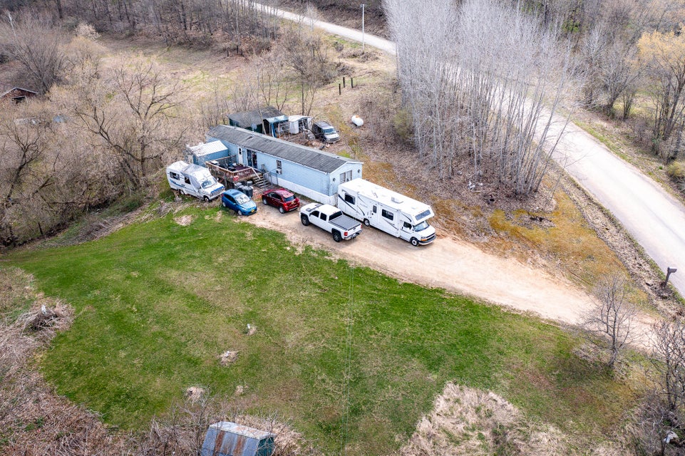 30852 Oakland Rd, Cashton, WI 54619 MLS 1832455 properties SE