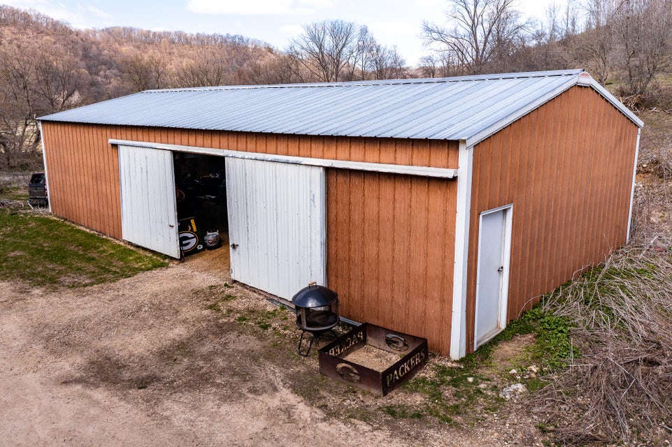 30852 Oakland Rd, Cashton, WI 54619 MLS 1832455 properties SE