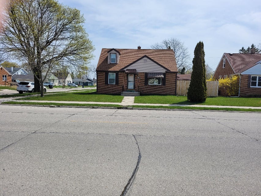 2903 S 8th St, Sheboygan, WI 53081 MLS 1833342 properties SE