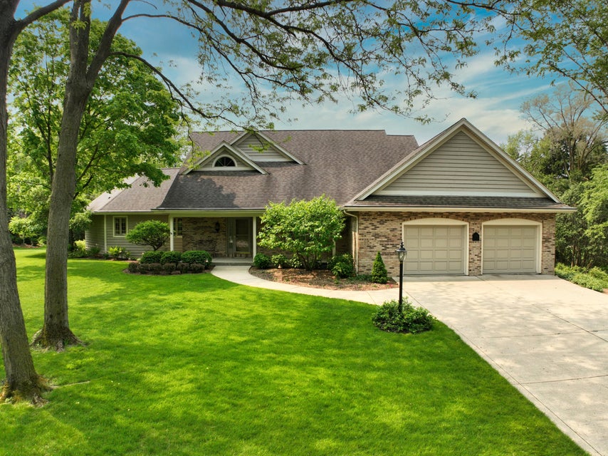 1251 St, Fort Atkinson, WI 53538 MLS 1835355 properties