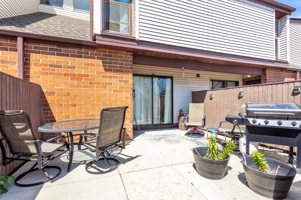 5201 S 13th St P, Milwaukee, WI 53221 MLS 1838861 properties SE