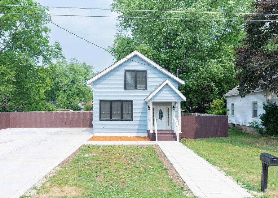 1953 S Harrison Ave, Beloit, WI 53511 MLS 1838895 properties SE